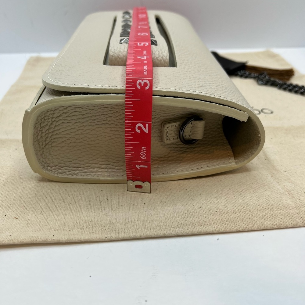 HOUSE OF HARLOW CLUTCH, MADE IN ITALY, BEIGE LEATHER, VERSATILE, UNIQUE DESIGN - Picture 12 of 15